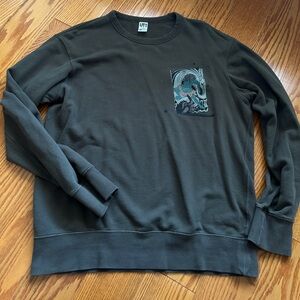 Uniqlo men UT sweatshirt in M